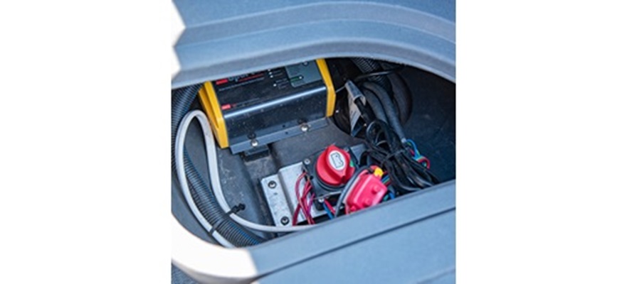 Battery switch allowing the onboard power shut down