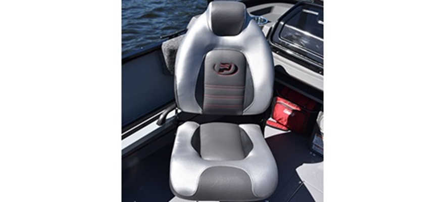 2 fishing seats 