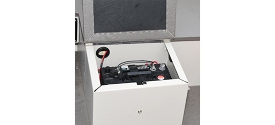 Battery holder